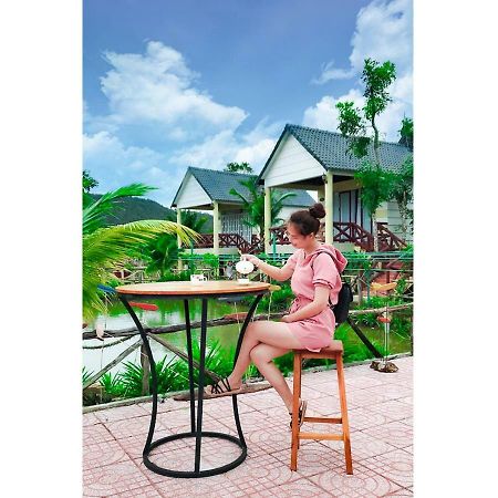 Bungalows Bai Vong Дуонг-Донг Экстерьер фото