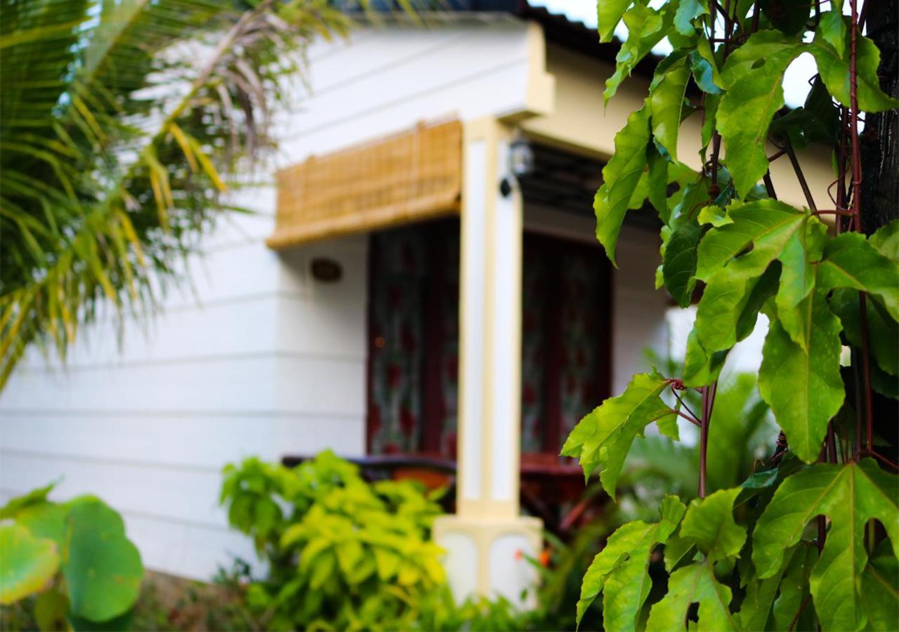 Bungalows Bai Vong Дуонг-Донг Экстерьер фото