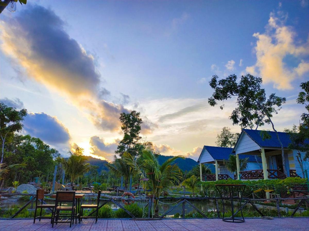 Bungalows Bai Vong Дуонг-Донг Экстерьер фото